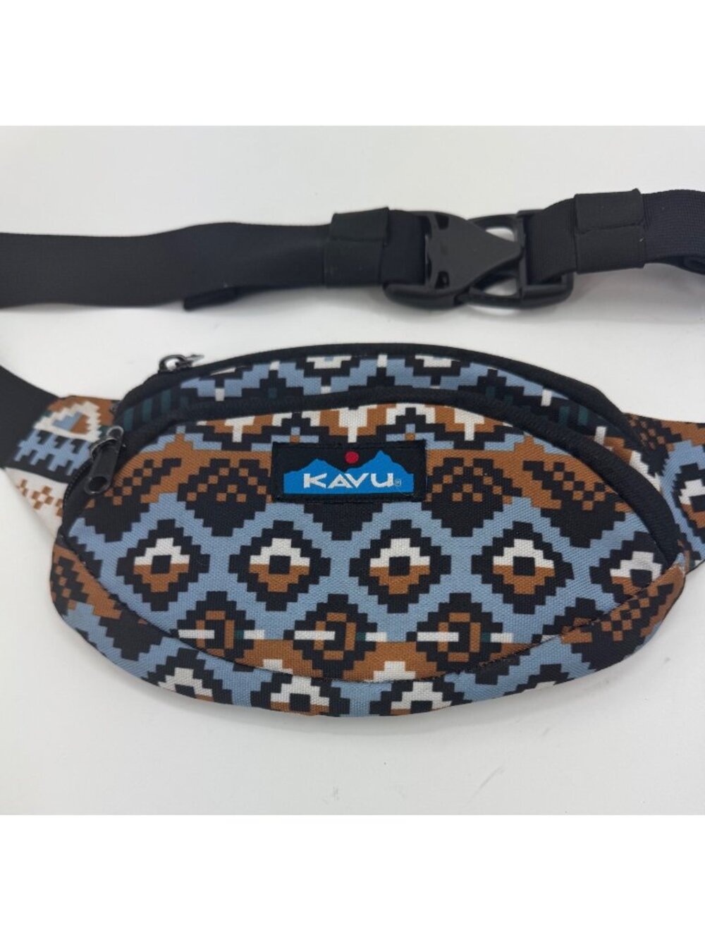 Kavu Adjustable Strap Waist Pack With Southwestern Pattern & Zippered Compartmen